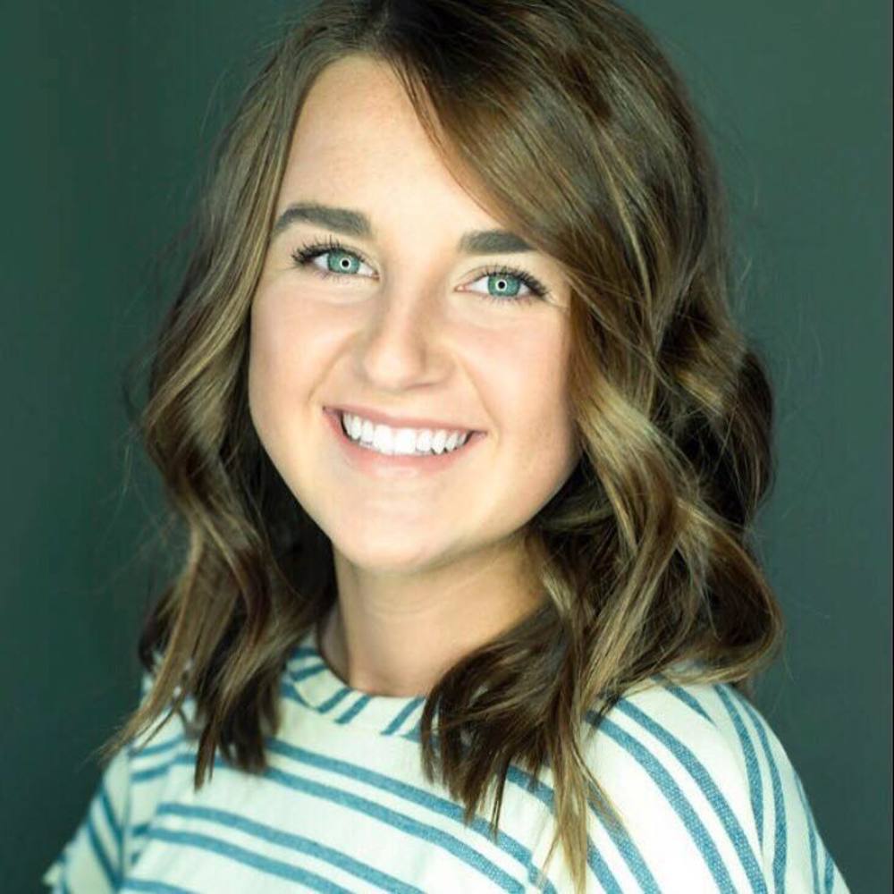 Meet your Posher, Abbie